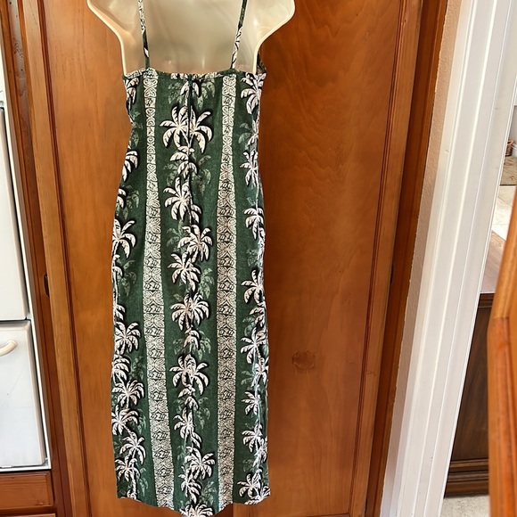 Vintage Hilo Hattie’s maxi dress - Picture 3 of 8